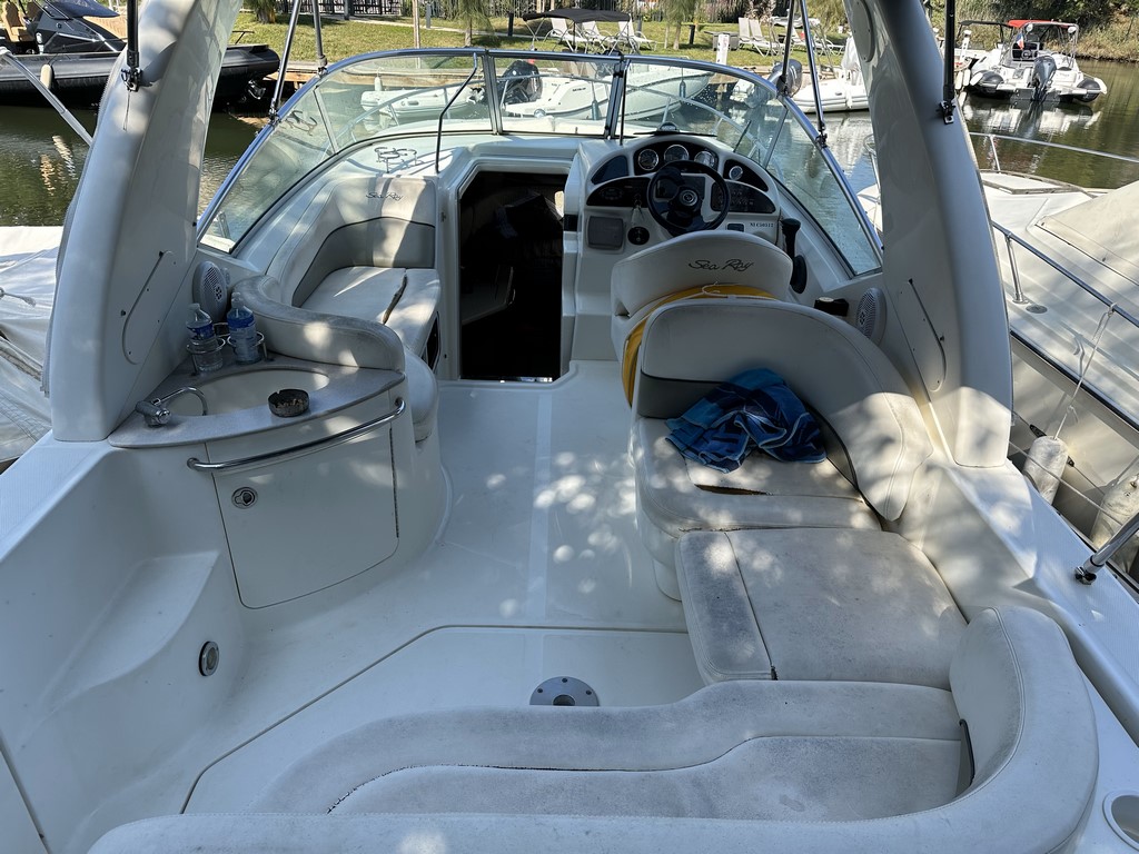 slider 16 Sea Ray  275 Sundancer